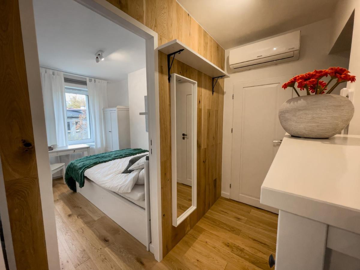 Urban Apartments Cosy No 4, Free Private Parking, Self Check-In Chorzów Exterior foto