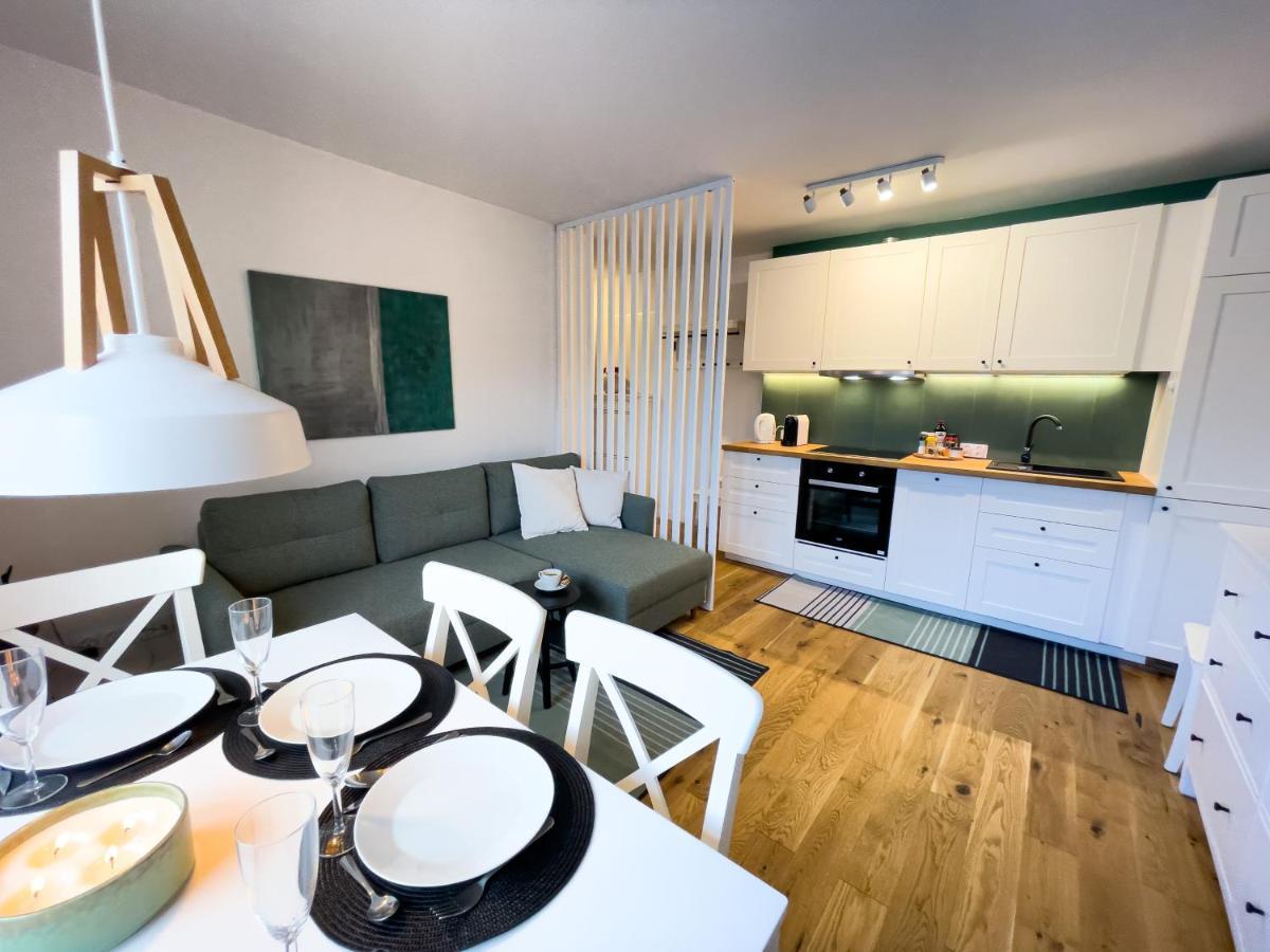 Urban Apartments Cosy No 4, Free Private Parking, Self Check-In Chorzów Exterior foto